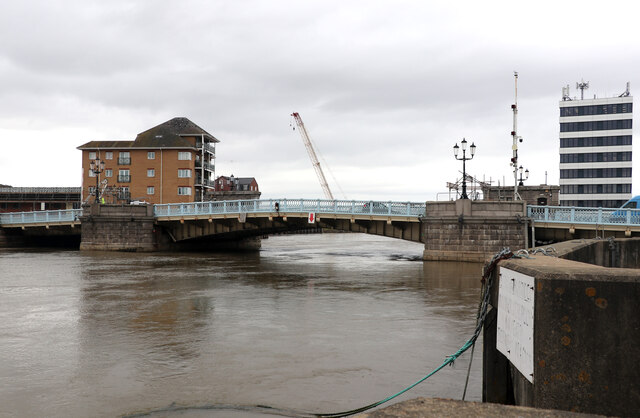 Haven_Bridge,_Great_Yarmouth,_Norfolk,_England..jpg