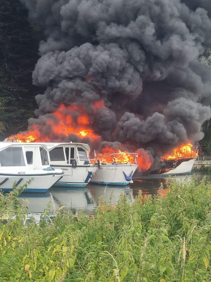 boat Fire 3.jpg