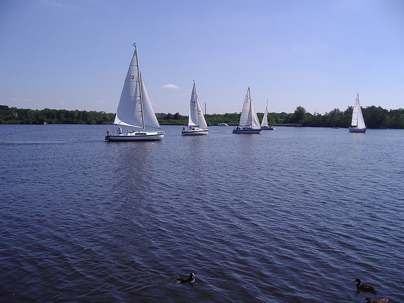 Wroxham-Broad.jpg