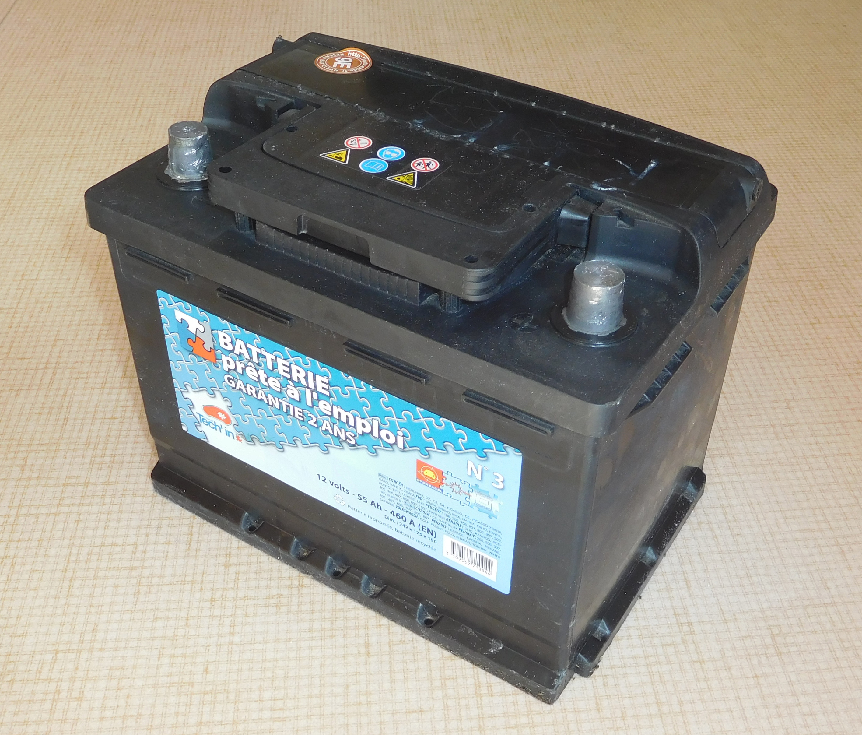 Lead-Acid-Battery.jpg