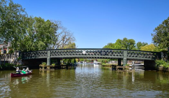 Beccles Old Bridge.png